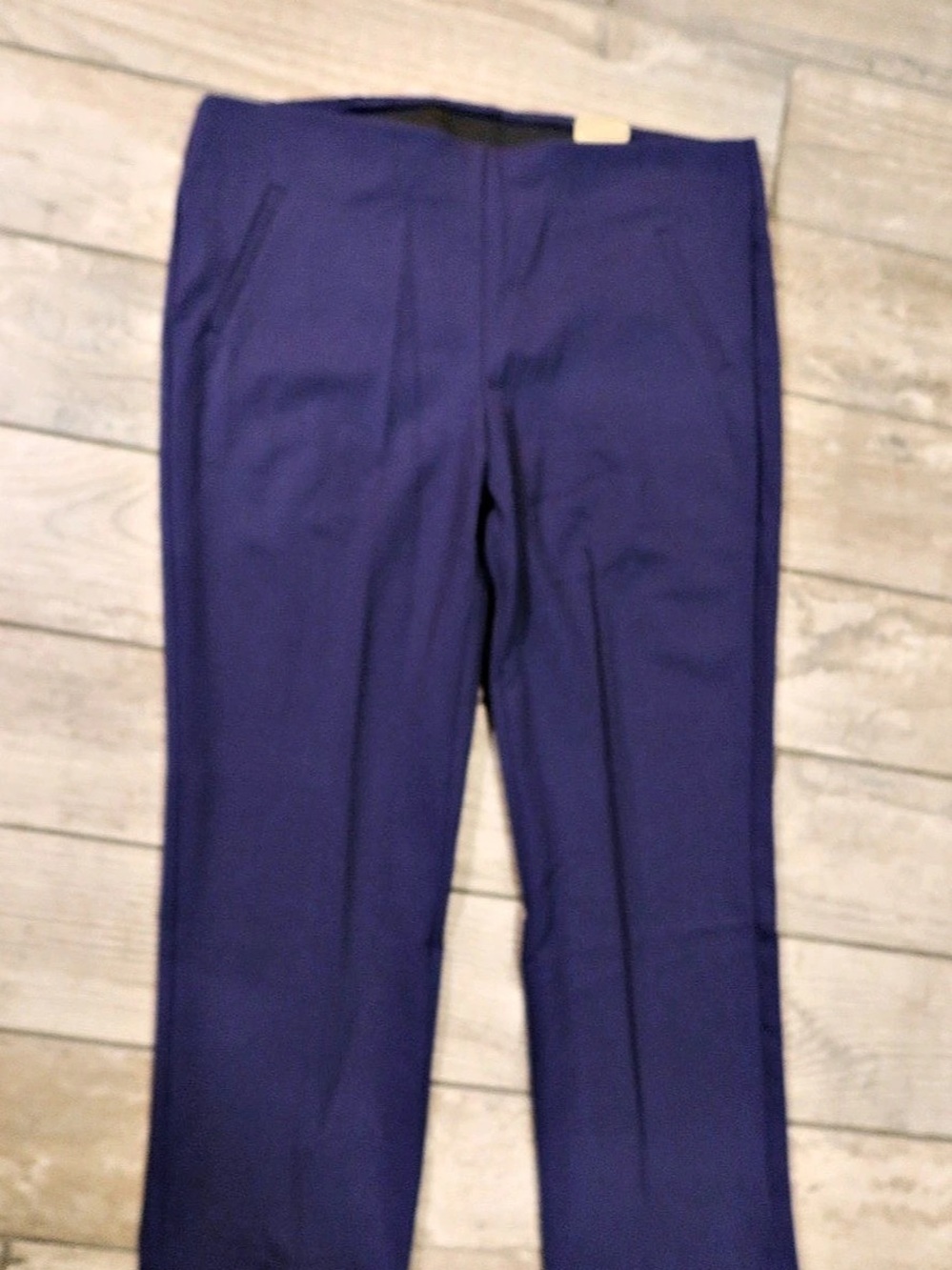 Chico's Fabulously Slimming Ponte Slim Short Leggings in Purple, Size 3 (16)